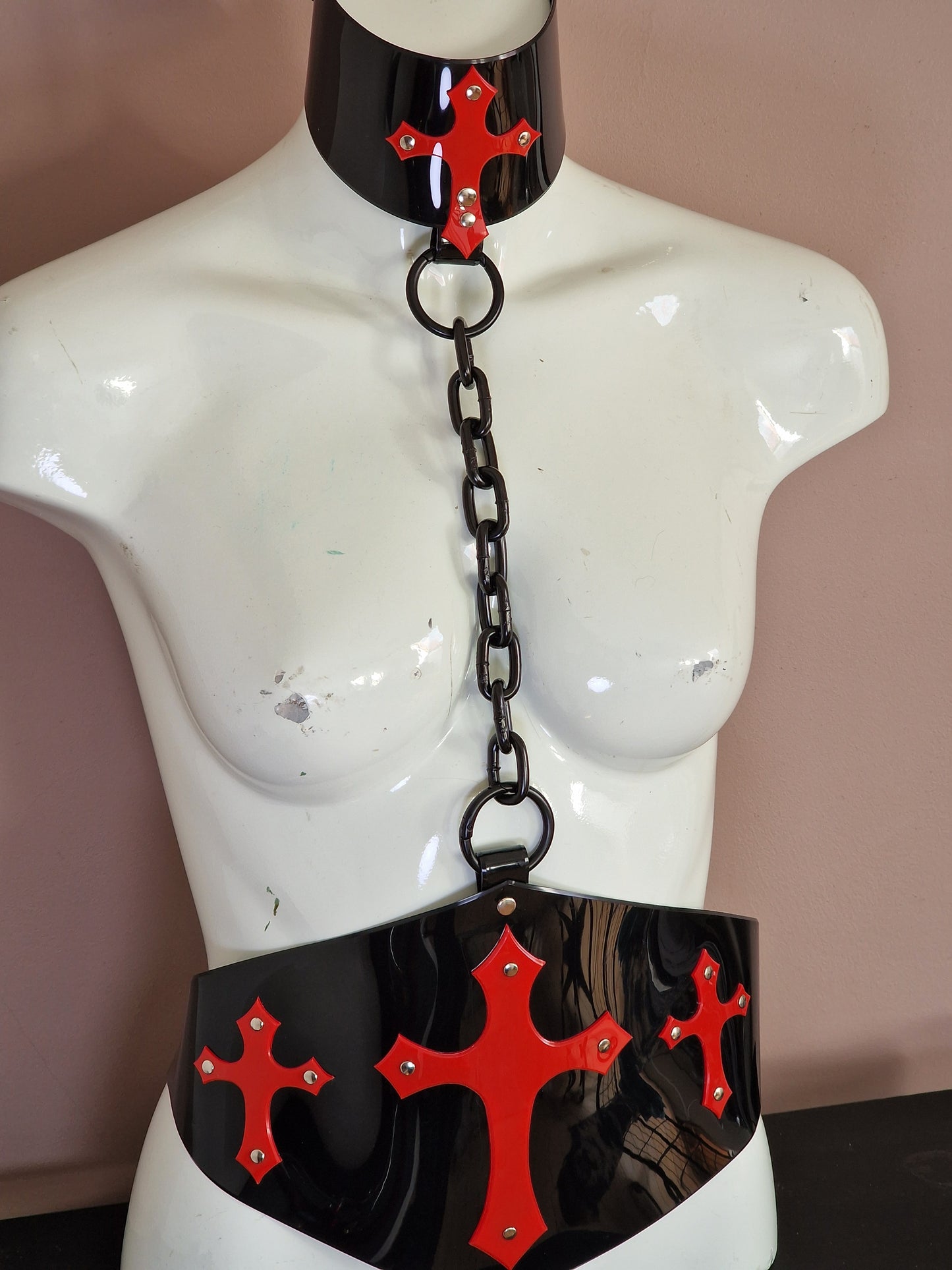 Sinner - Cross Belt and Choker